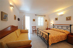 Vardia Bay Studios Folegandros - Interior View